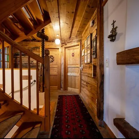 Ferienhaus Weissenbacher *